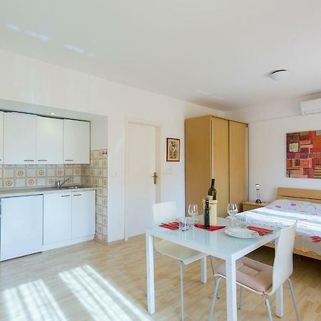 Apartments Casa Geli โปเรช ภายนอก รูปภาพ