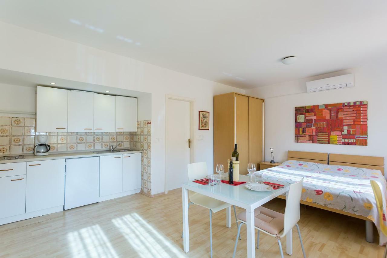 Apartments Casa Geli โปเรช ภายนอก รูปภาพ