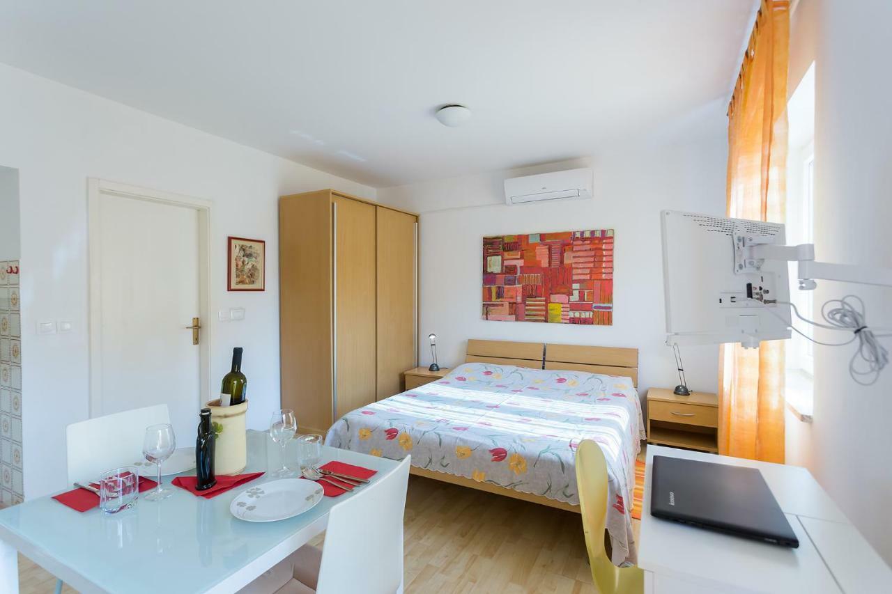 Apartments Casa Geli โปเรช ภายนอก รูปภาพ