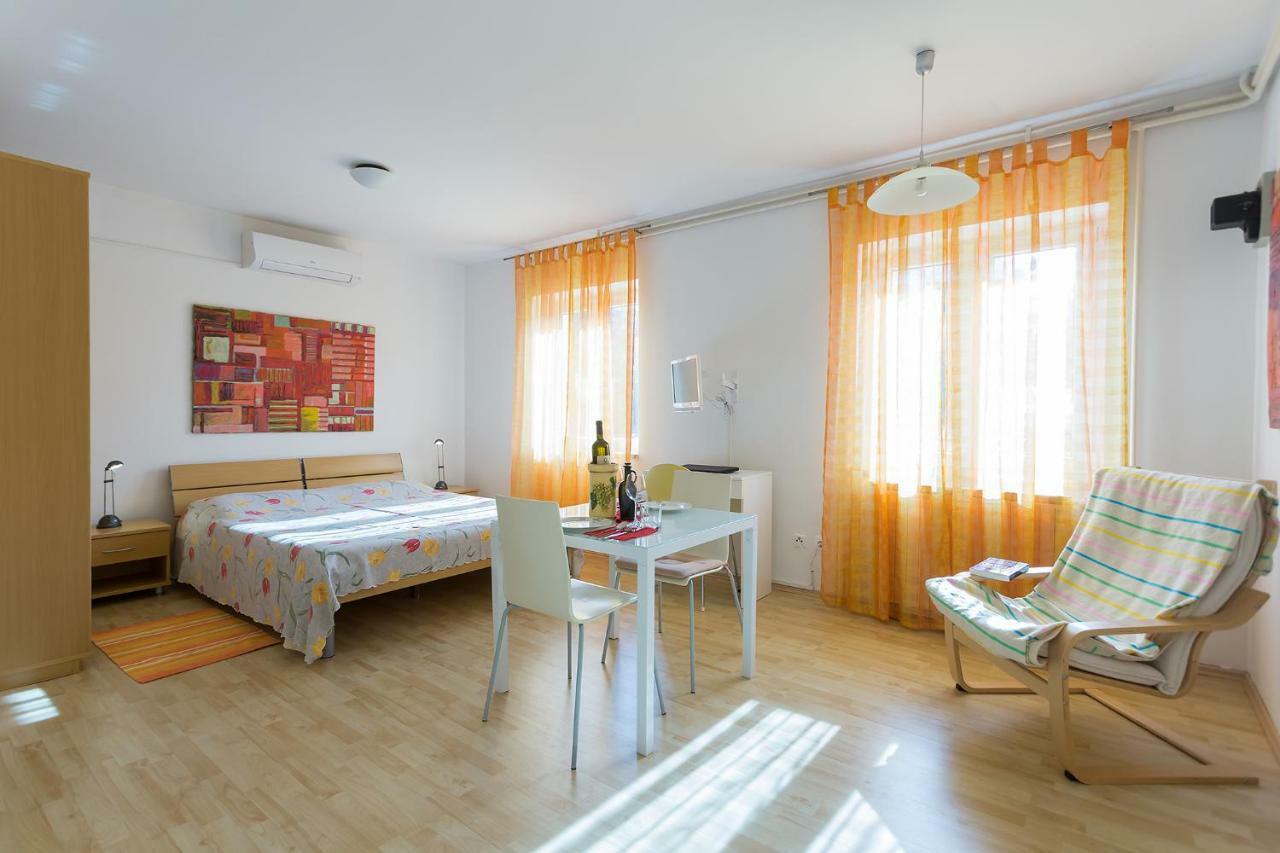 Apartments Casa Geli โปเรช ภายนอก รูปภาพ